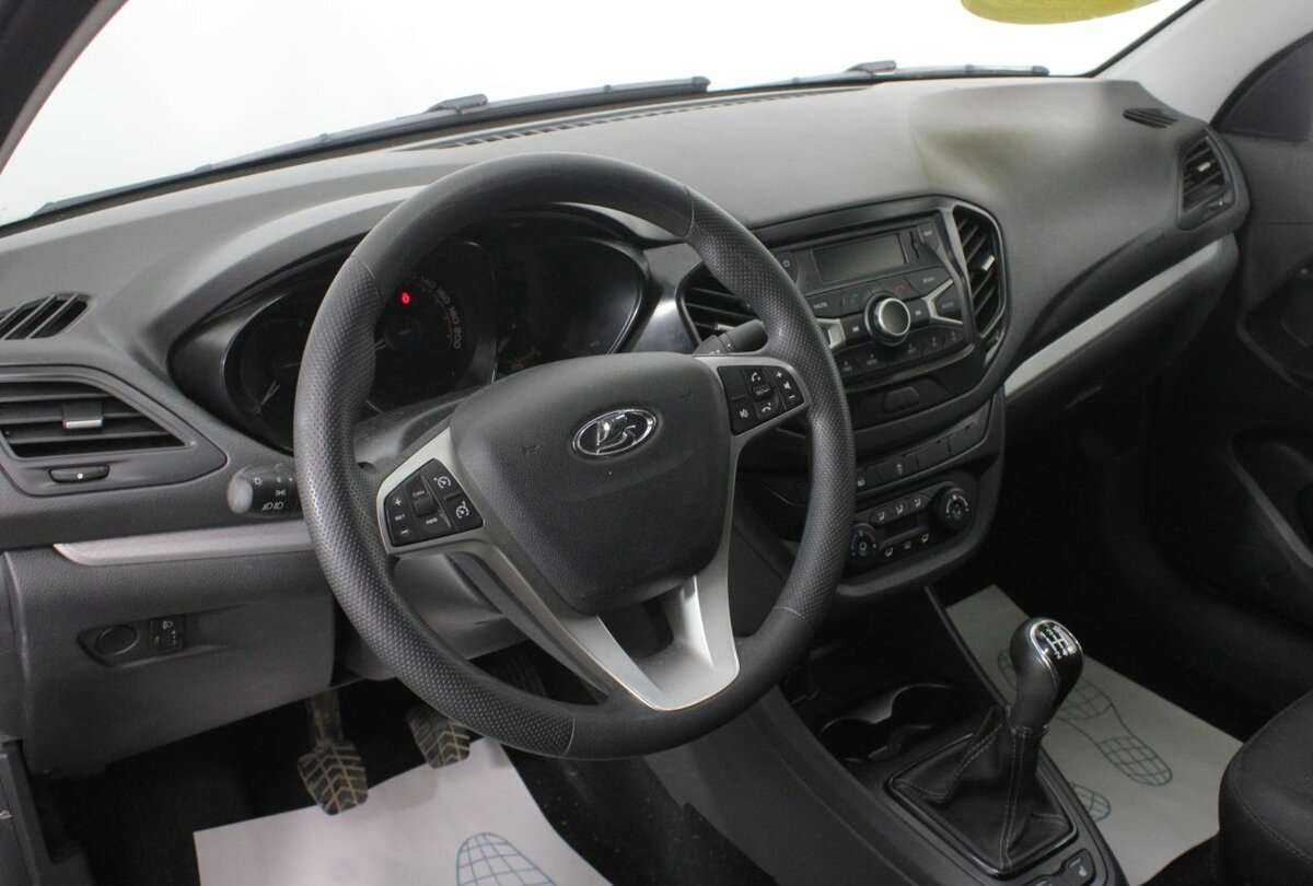 Lada (ВАЗ) Vesta с пробегом — 2022 год. Фото: #10