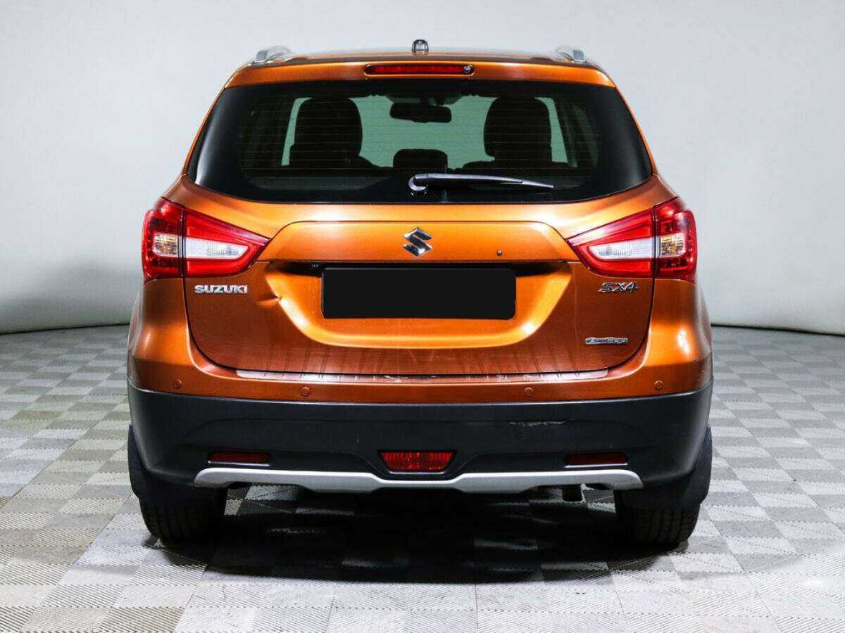Suzuki SX4 с пробегом — 2016 год. Фото: #5