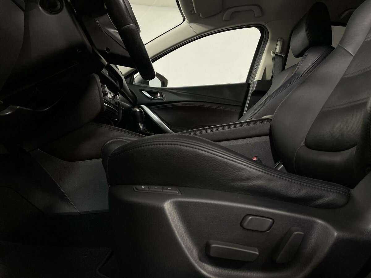 Mazda 6 с пробегом — 2017 год. Фото: #8