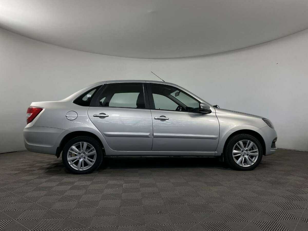 Lada (ВАЗ) Granta с пробегом — 2021 год. Фото: #3