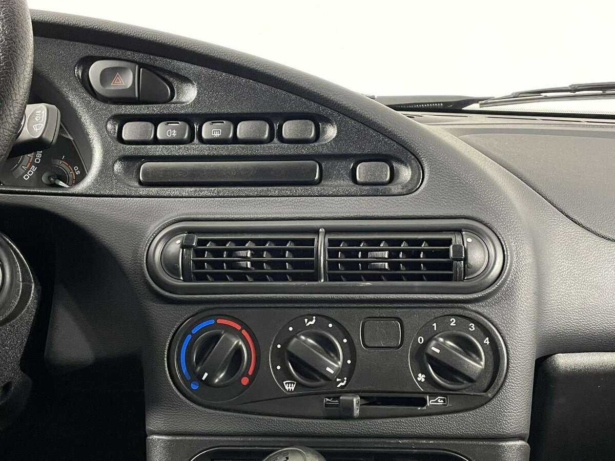 Lada (ВАЗ) Niva с пробегом — 2023 год. Фото: #11