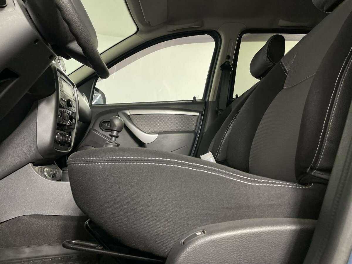 Renault Duster с пробегом — 2013 год. Фото: #9