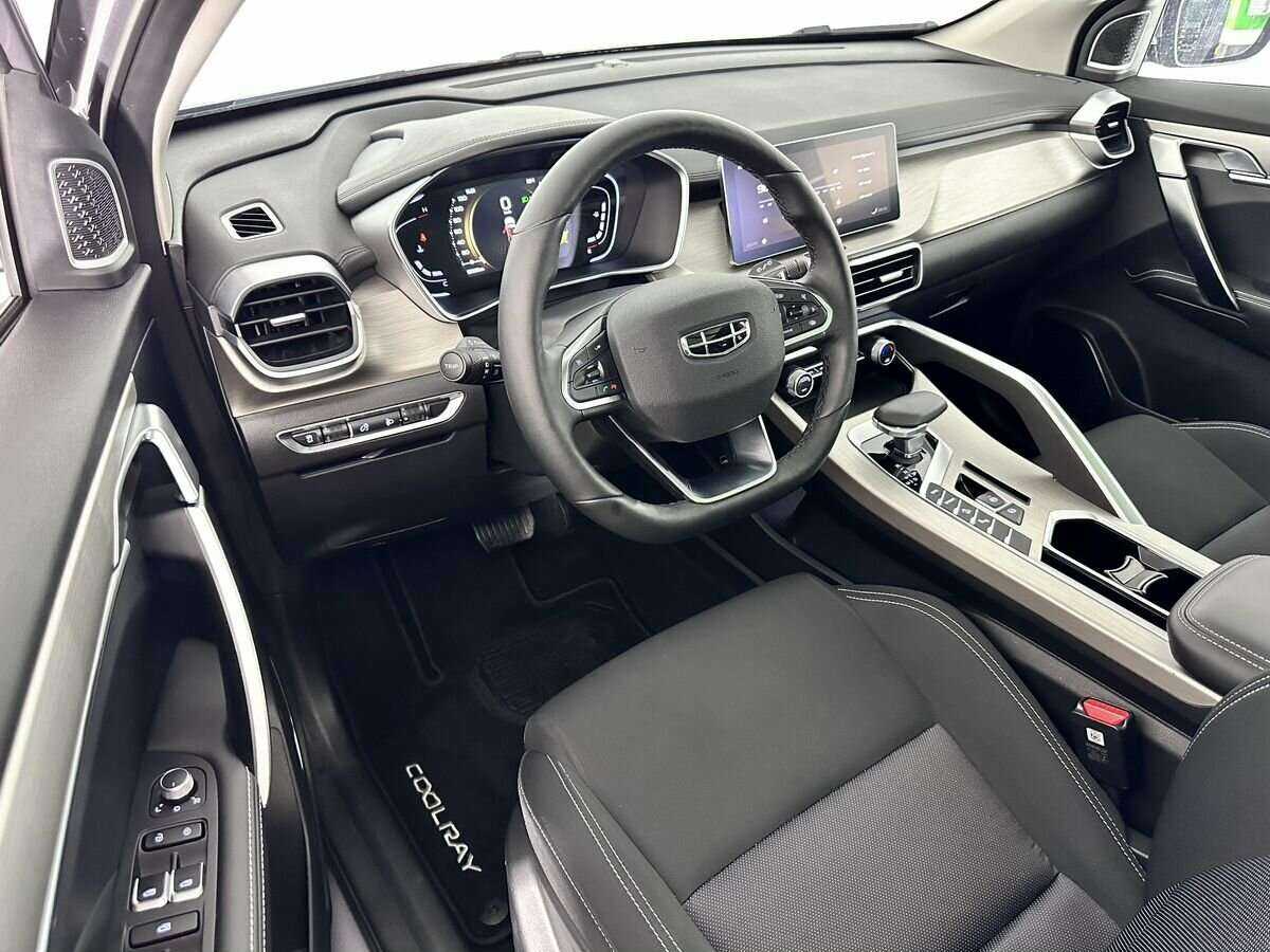 Geely Coolray с пробегом — 2023 год. Фото: #6