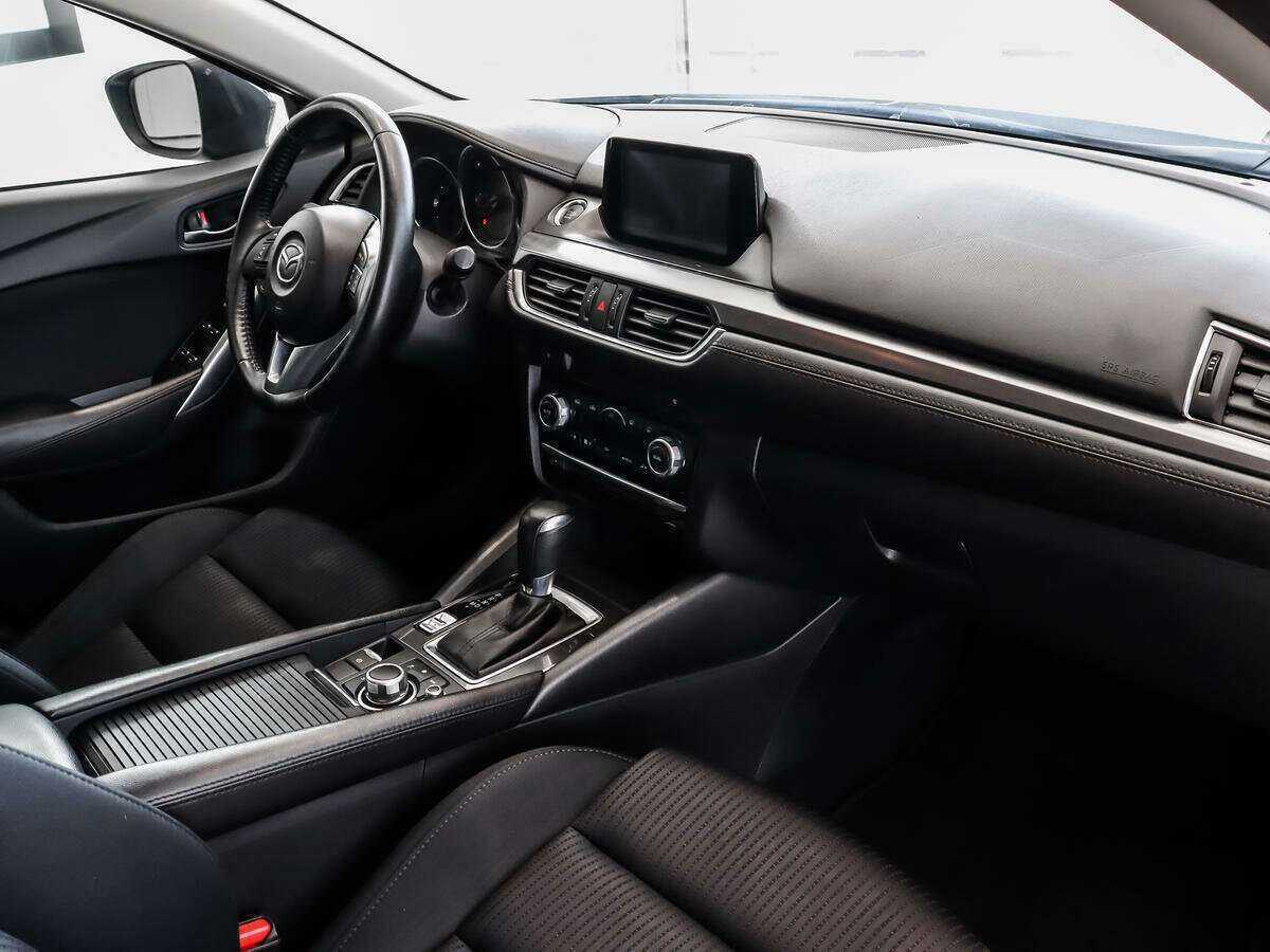Mazda 6 с пробегом — 2015 год. Фото: #11