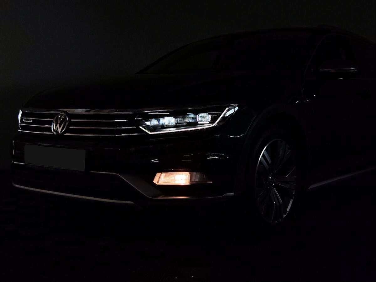 Volkswagen Passat с пробегом — 2019 год. Фото: #25