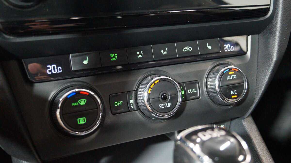 Skoda Octavia с пробегом — 2014 год. Фото: #18