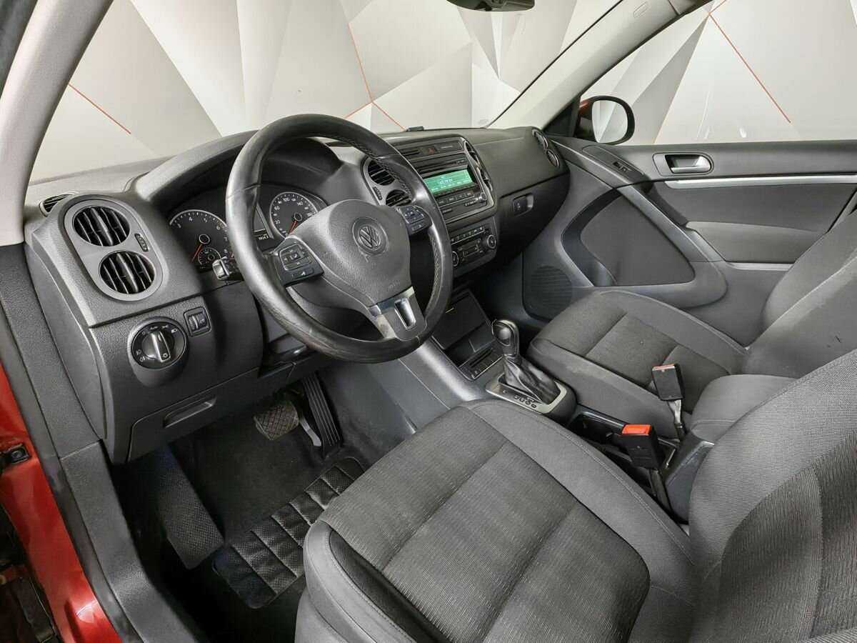 Volkswagen Tiguan с пробегом — 2012 год. Фото: #13