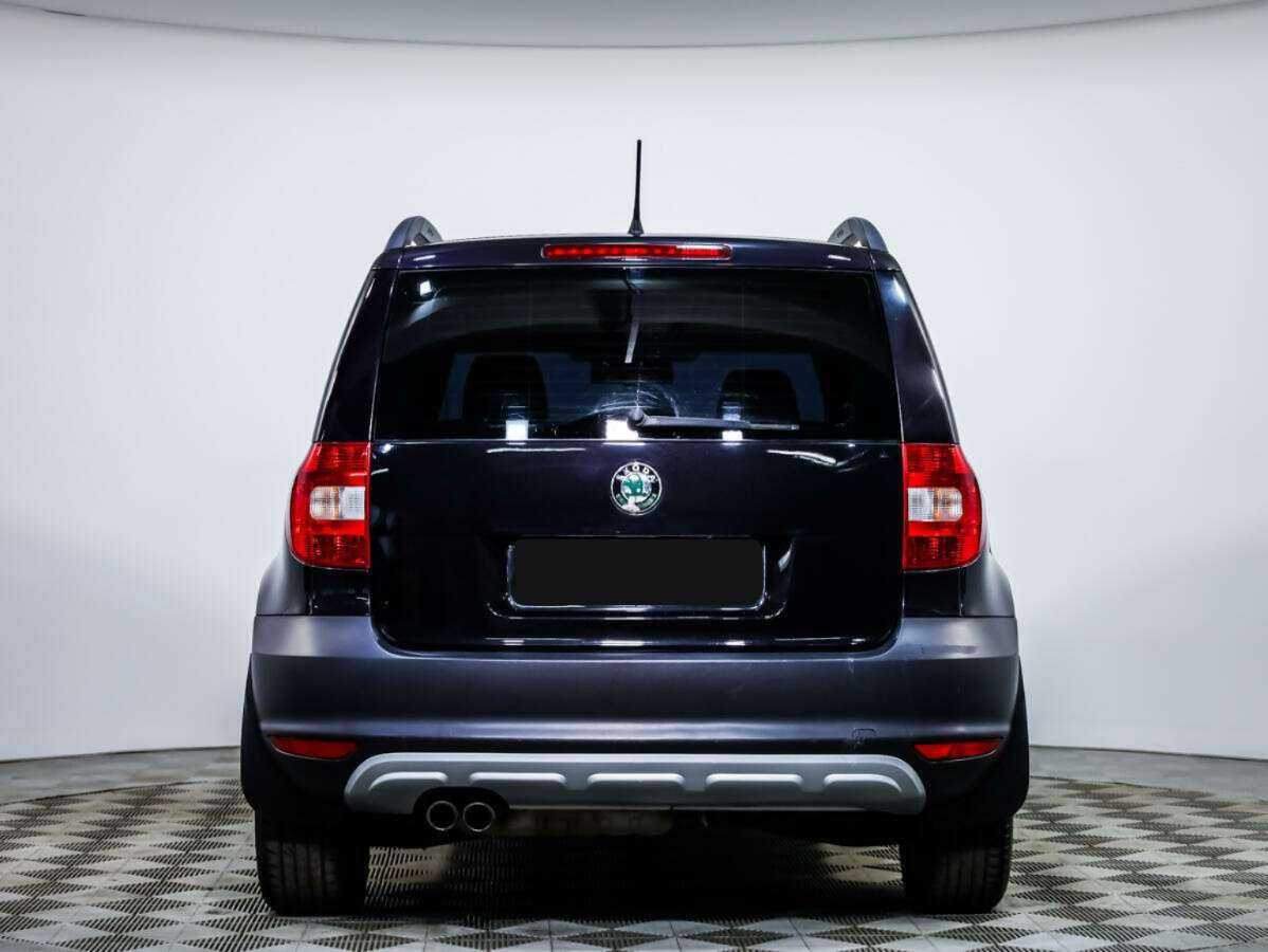 Skoda Yeti с пробегом — 2012 год. Фото: #4