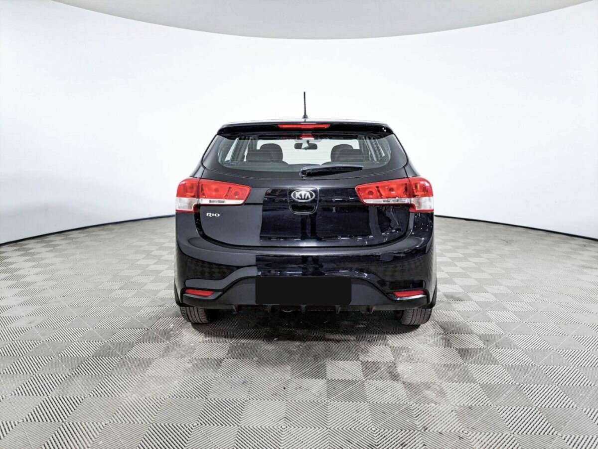 Kia Rio с пробегом — 2016 год. Фото: #5