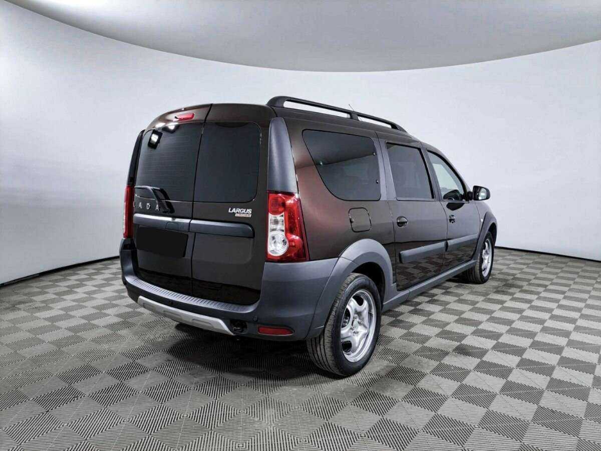 Lada (ВАЗ) Largus с пробегом — 2020 год. Фото: #4