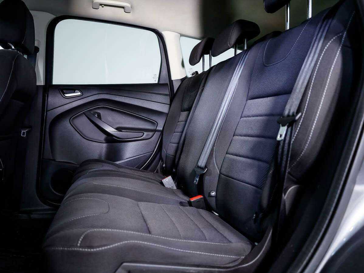 Ford Kuga с пробегом — 2013 год. Фото: #11