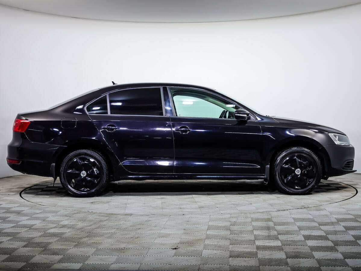 Volkswagen Jetta с пробегом — 2014 год. Фото: #2