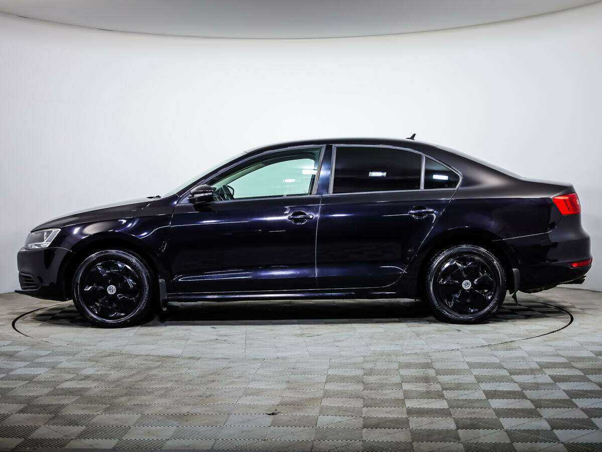 Volkswagen Jetta с пробегом — 2014 год. Фото: #6