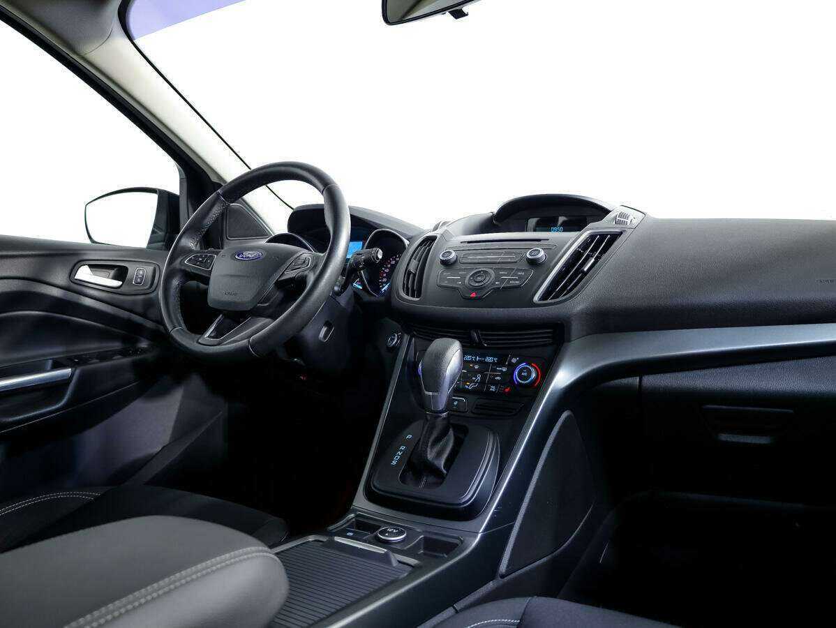 Ford Kuga с пробегом — 2018 год. Фото: #7