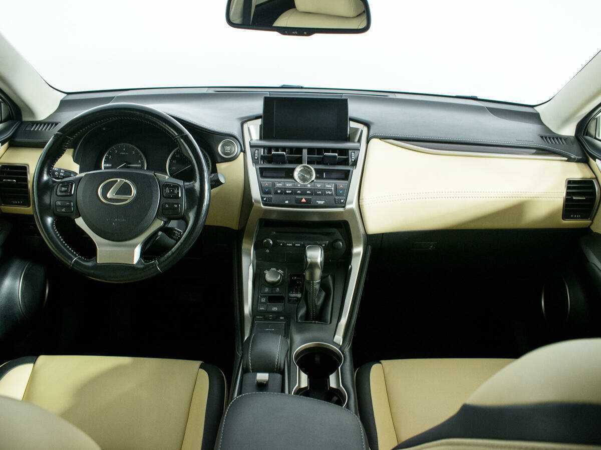 Lexus NX с пробегом — 2016 год. Фото: #11