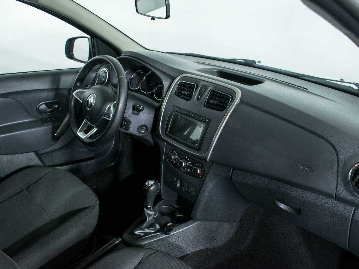 Renault Logan с пробегом — 2019 год. Фото: #8