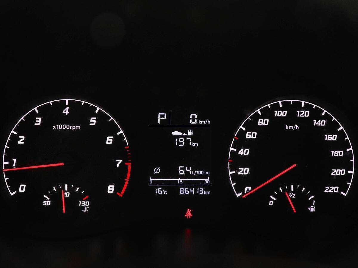 Hyundai Accent с пробегом — 2022 год. Фото: #10