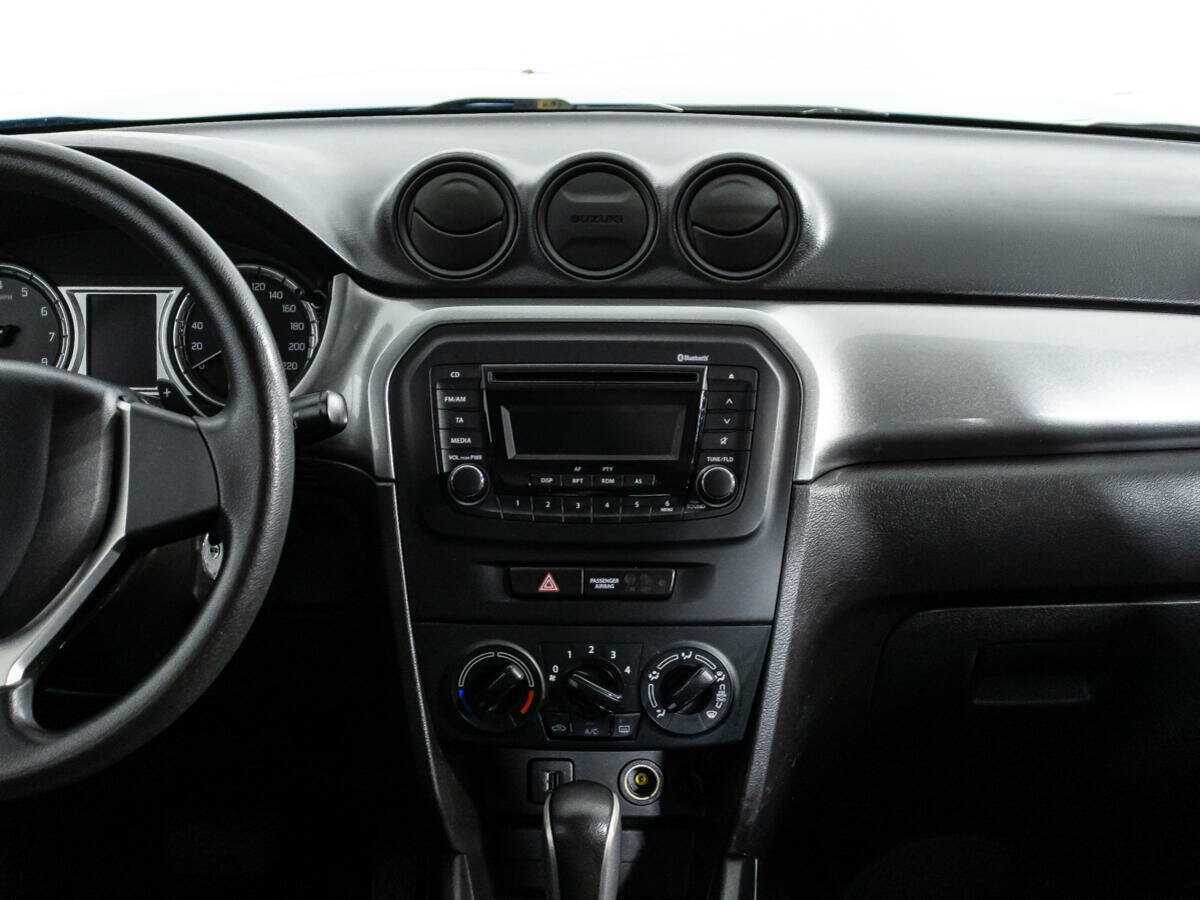 Suzuki Vitara с пробегом — 2017 год. Фото: #13