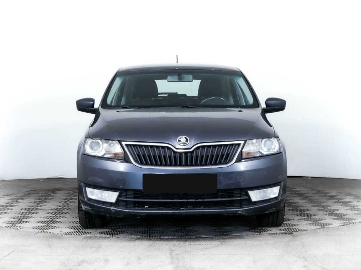 Skoda Rapid с пробегом — 2014 год. Фото: #1