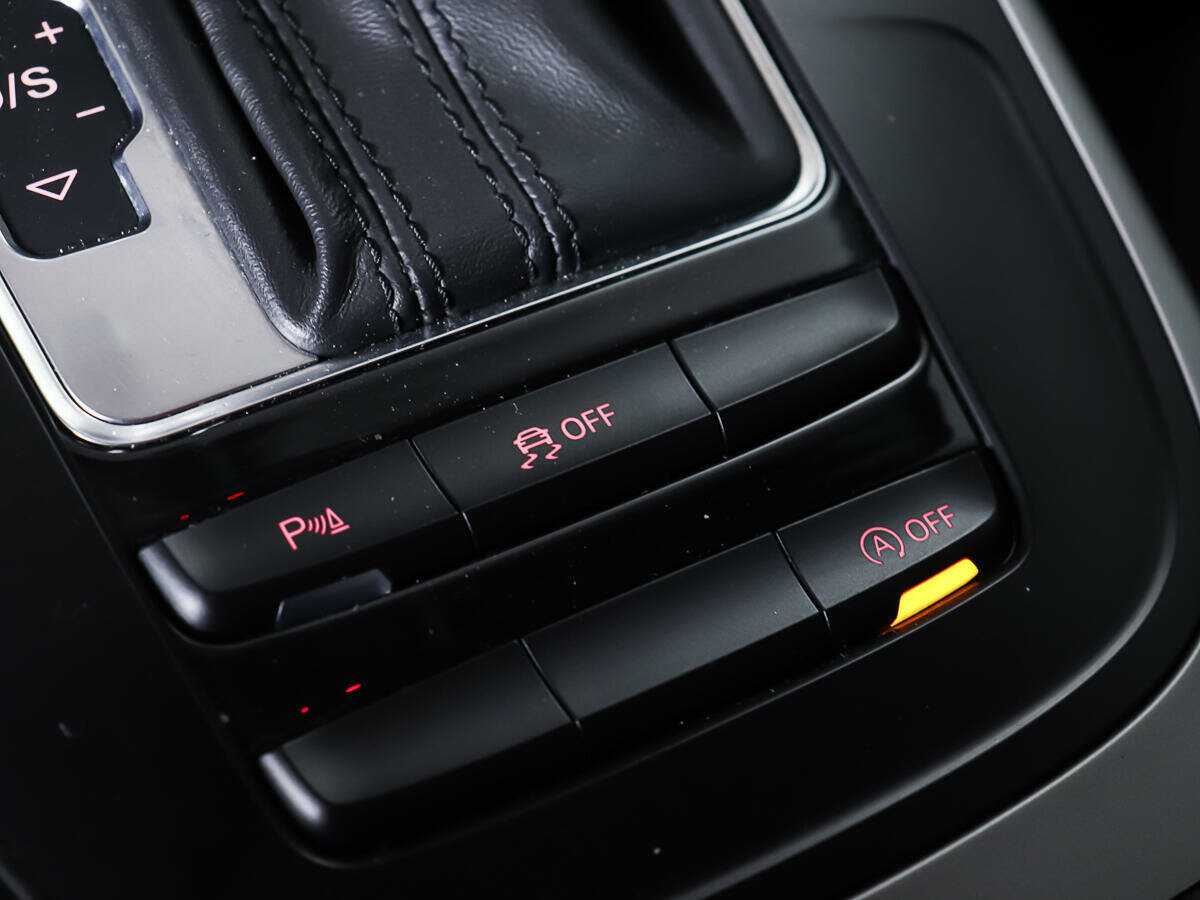 Audi A4 с пробегом — 2012 год. Фото: #16