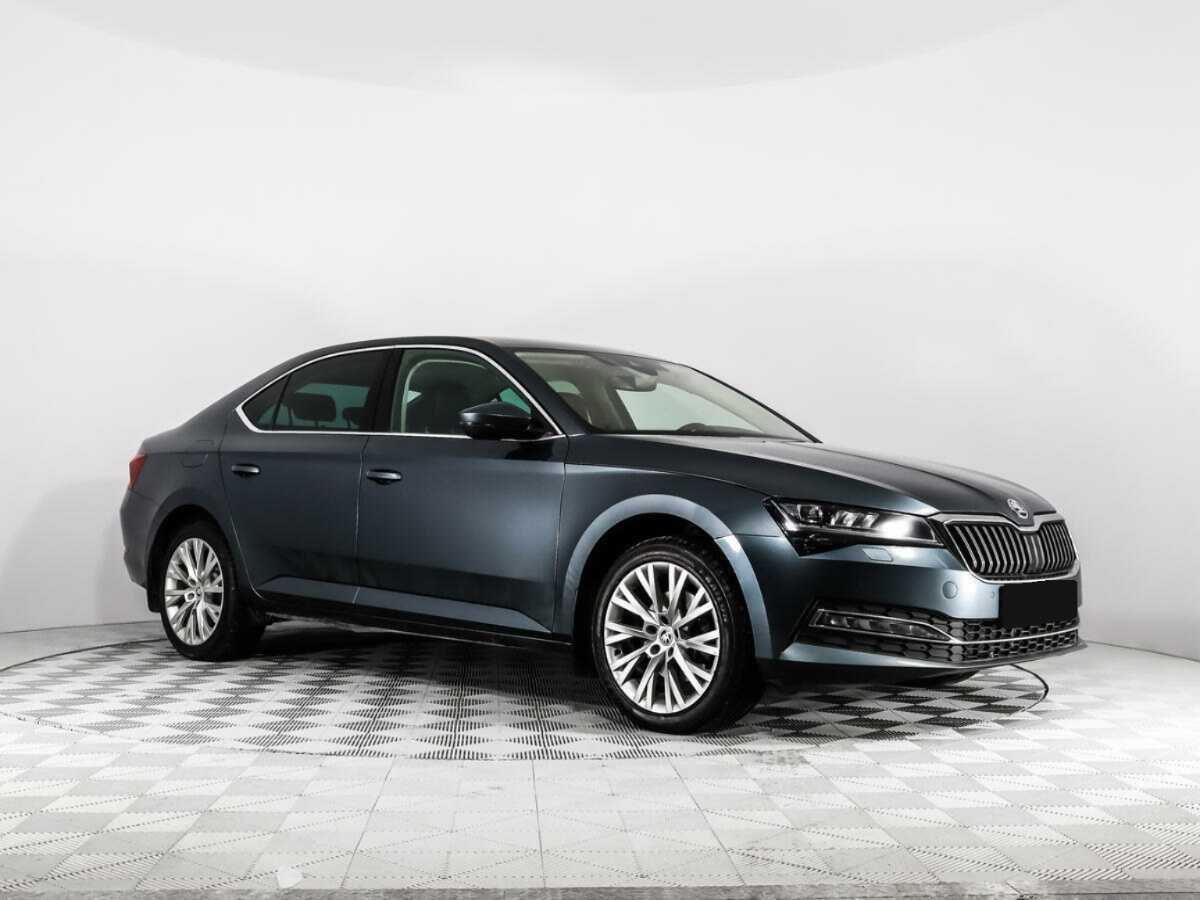 Skoda Superb с пробегом — 2019 год. Фото: #2