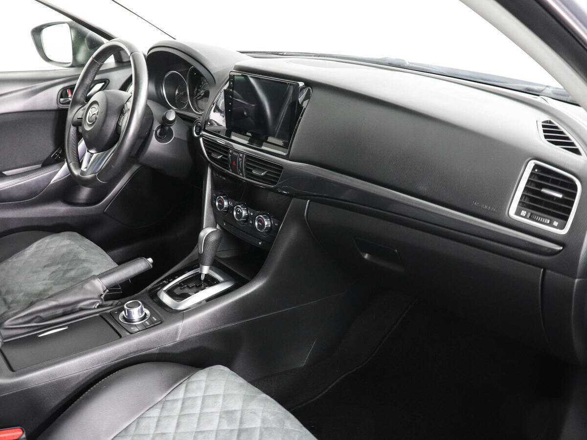 Mazda 6 с пробегом — 2013 год. Фото: #9