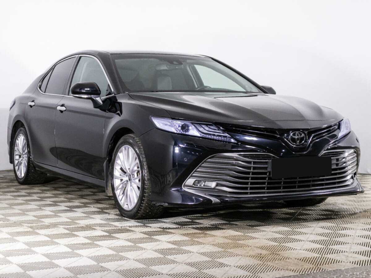 Toyota Camry с пробегом — 2020 год. Фото: #2