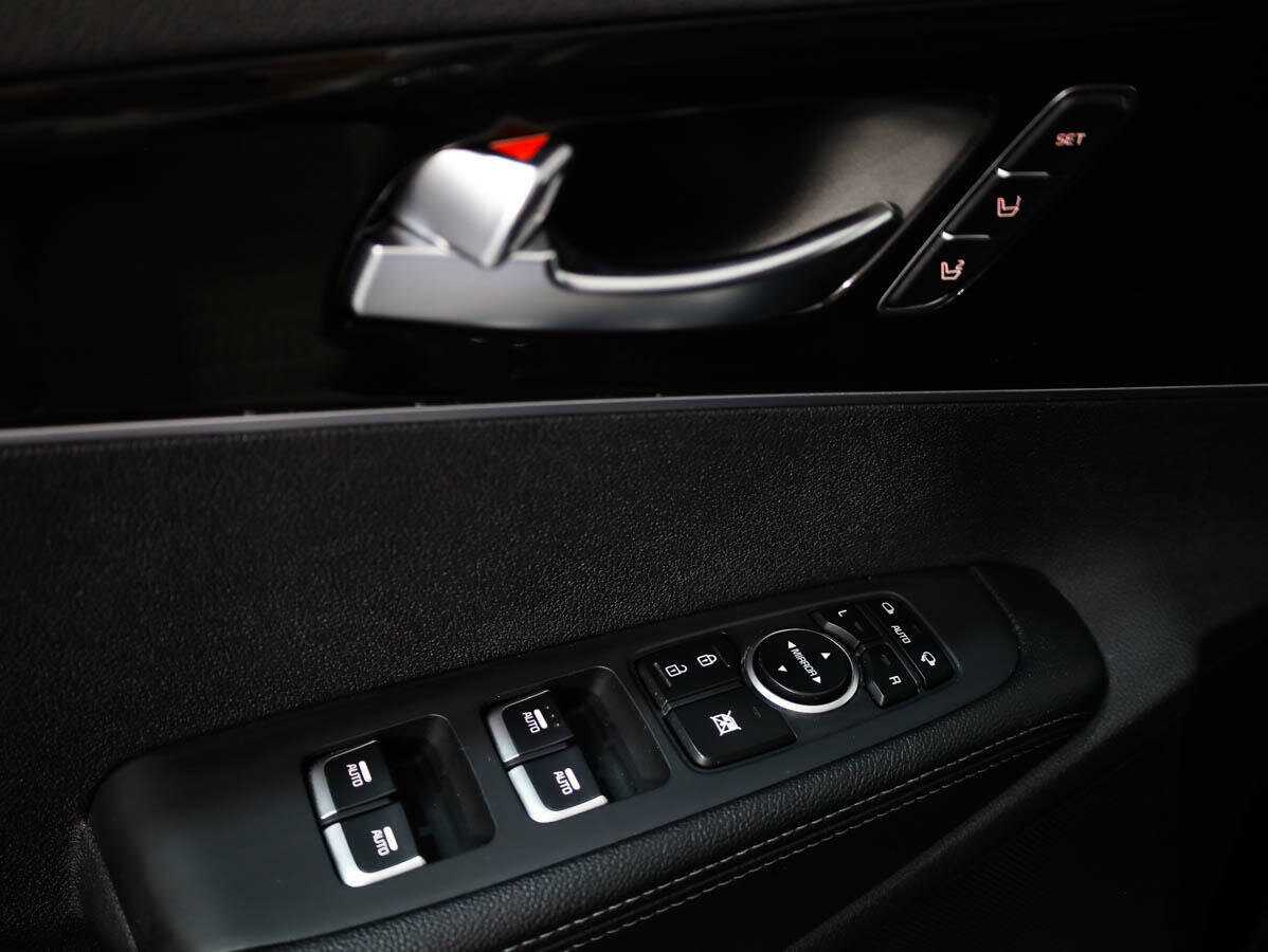 Kia Sorento с пробегом — 2018 год. Фото: #13