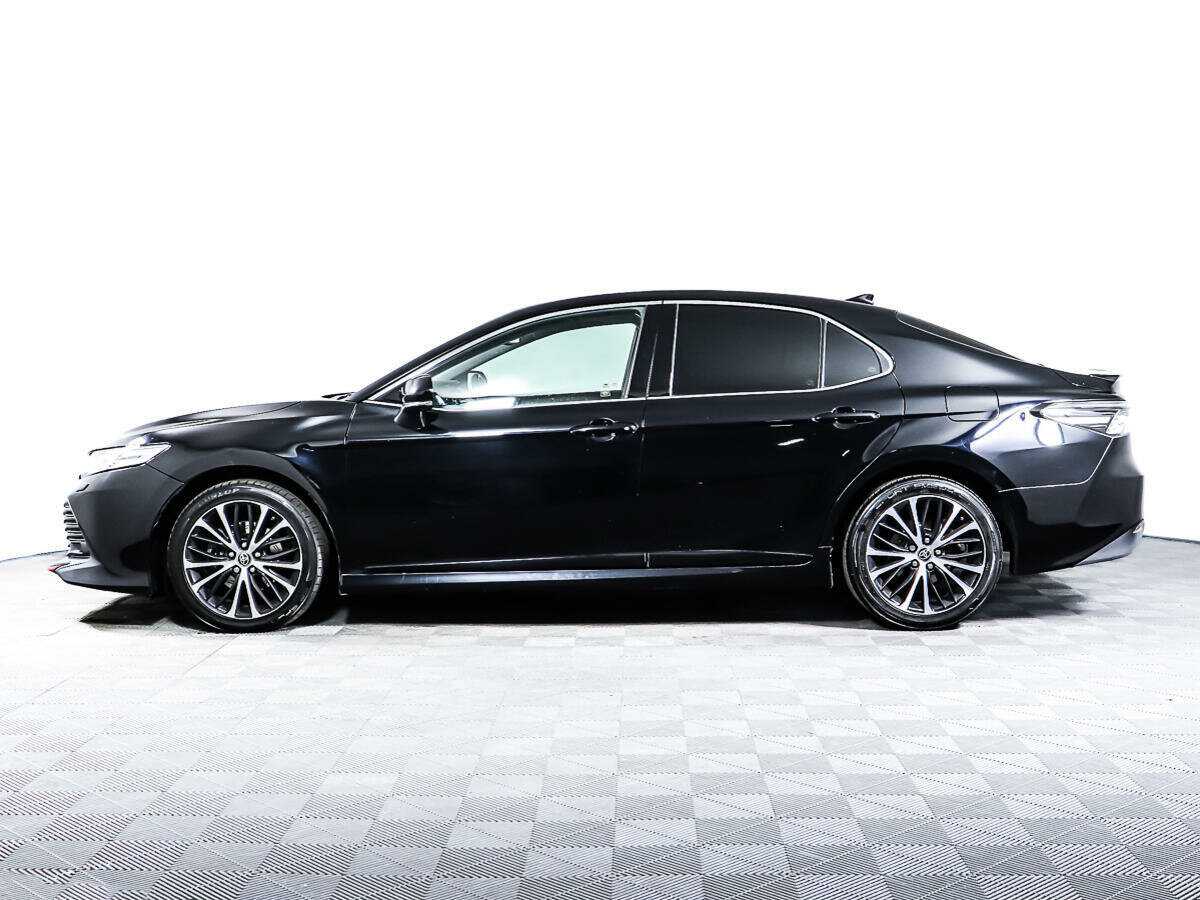 Toyota Camry с пробегом — 2020 год. Фото: #7