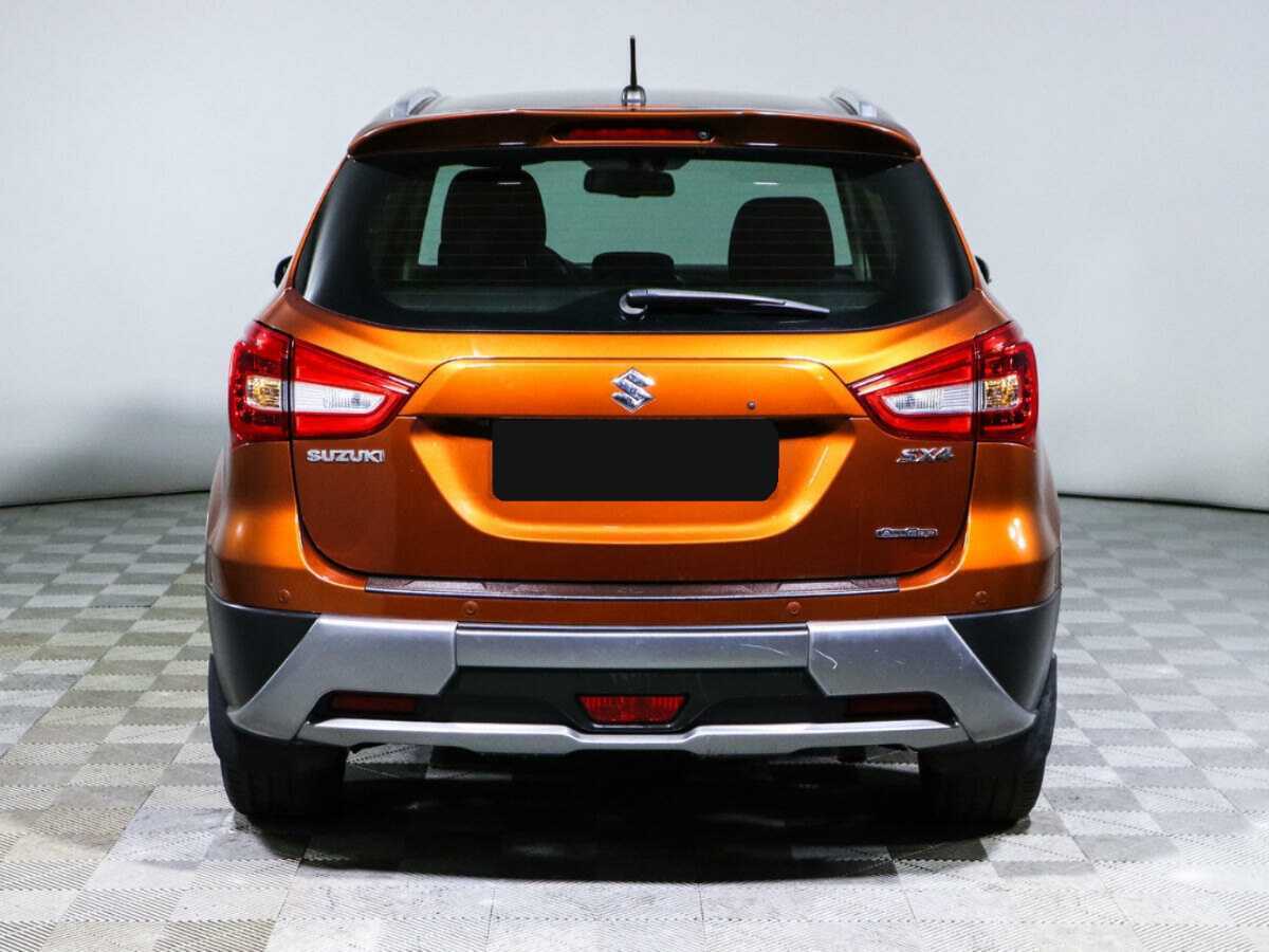 Suzuki SX4 с пробегом — 2017 год. Фото: #4