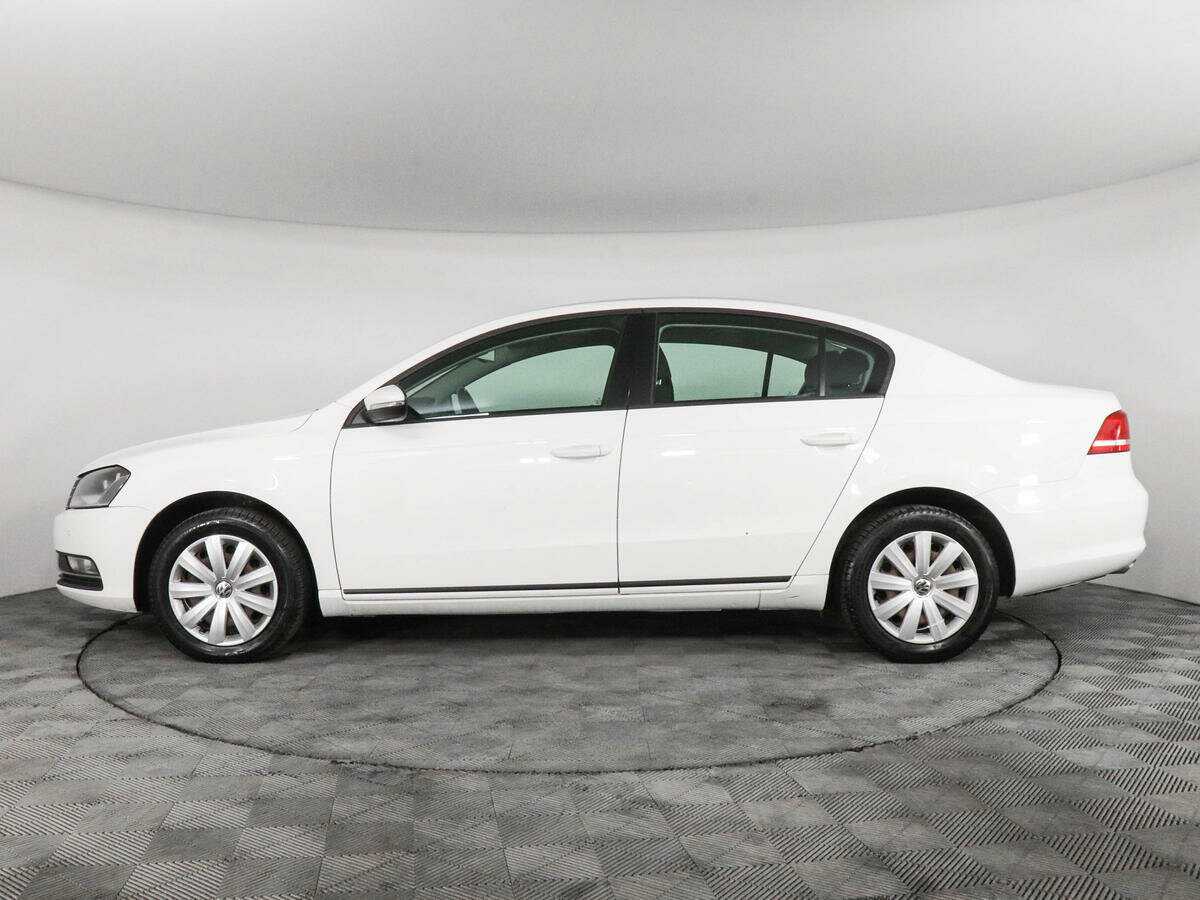 Volkswagen Passat с пробегом — 2014 год. Фото: #7