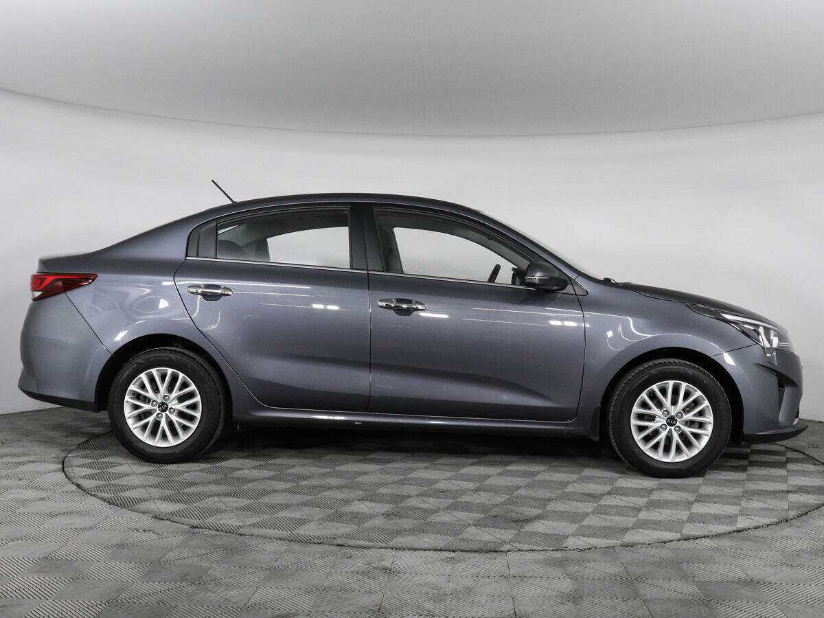 Kia Rio с пробегом — 2021 год. Фото: #3