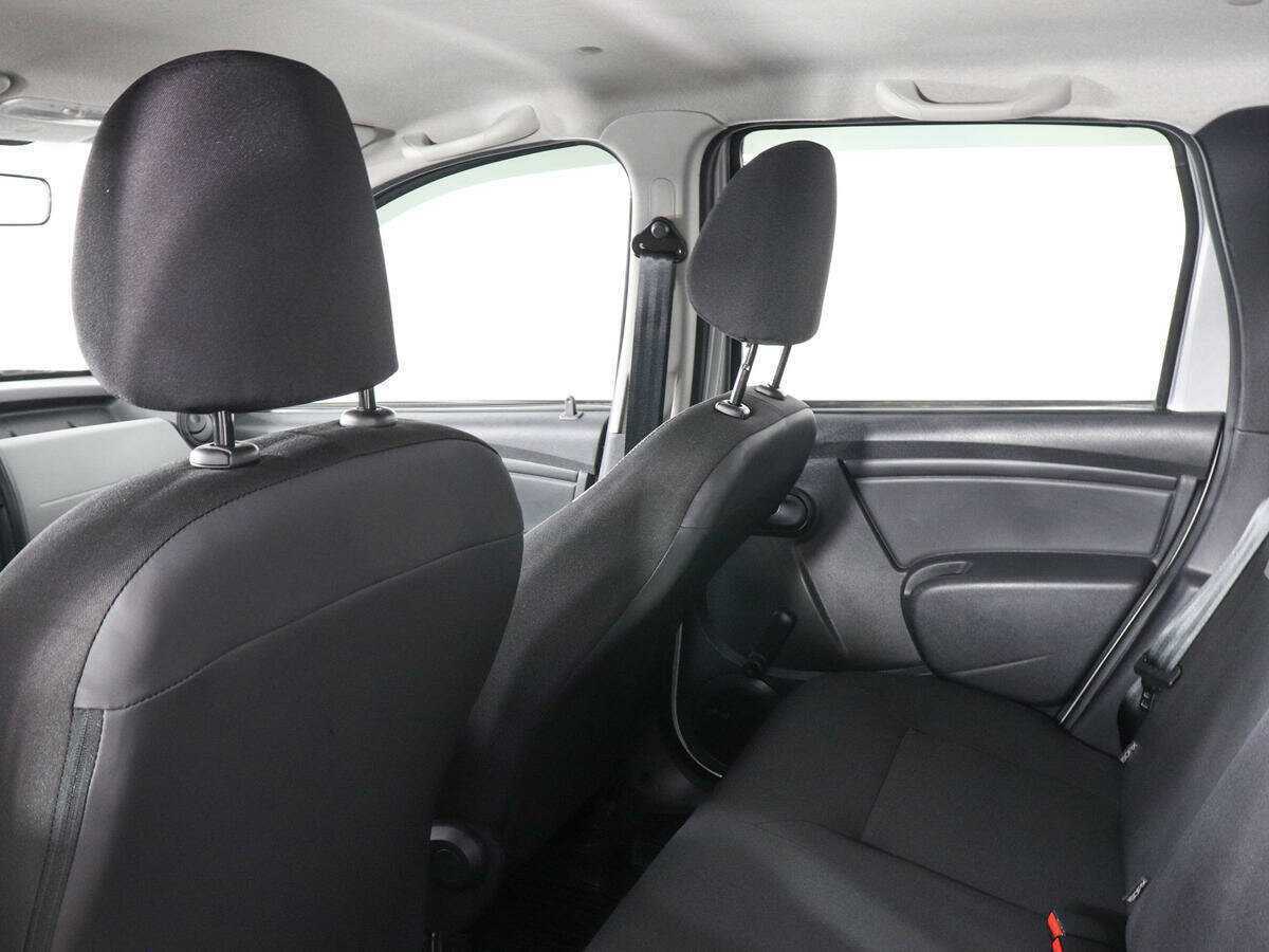 Renault Duster с пробегом — 2017 год. Фото: #11