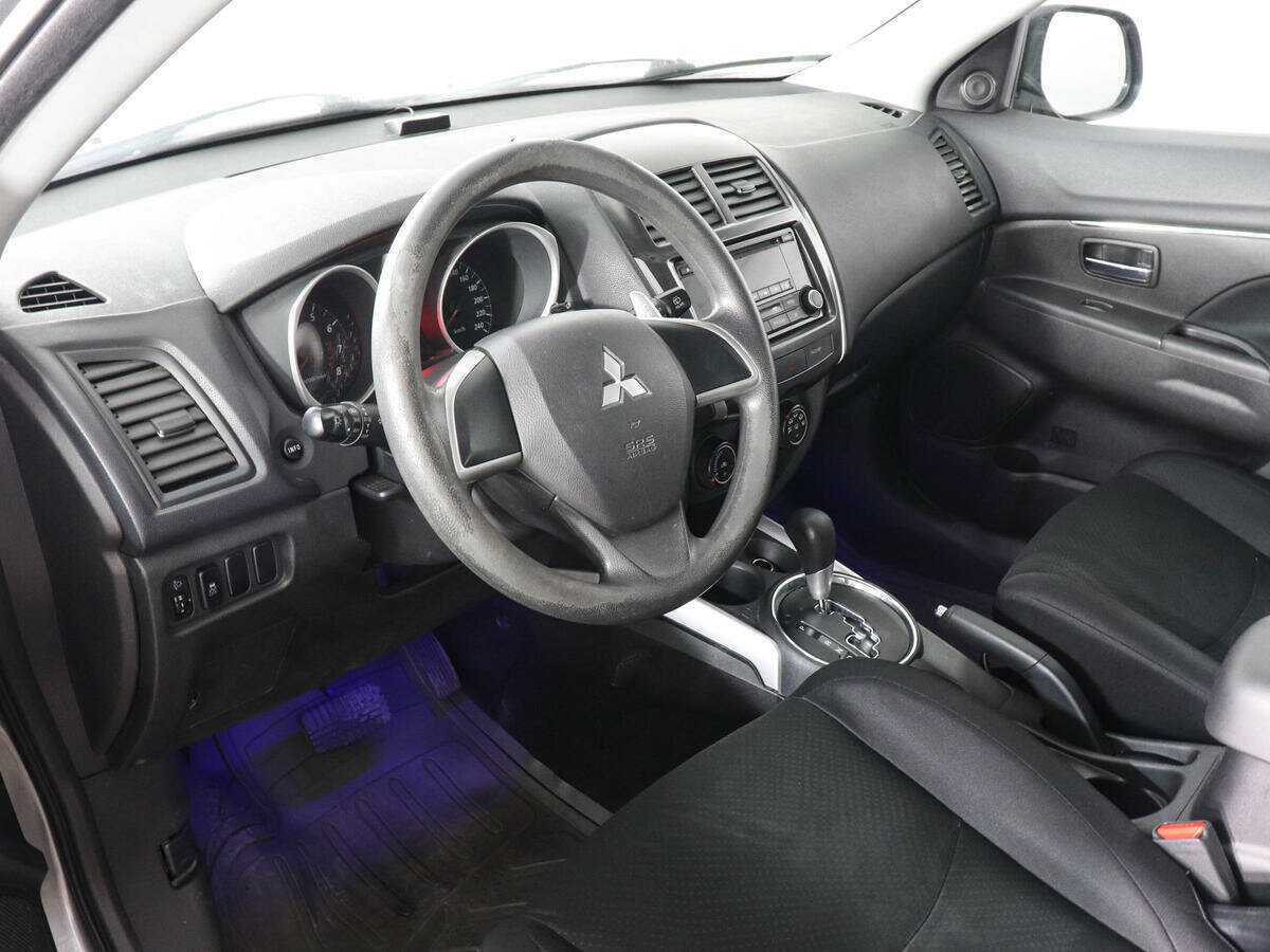Mitsubishi ASX с пробегом — 2013 год. Фото: #8