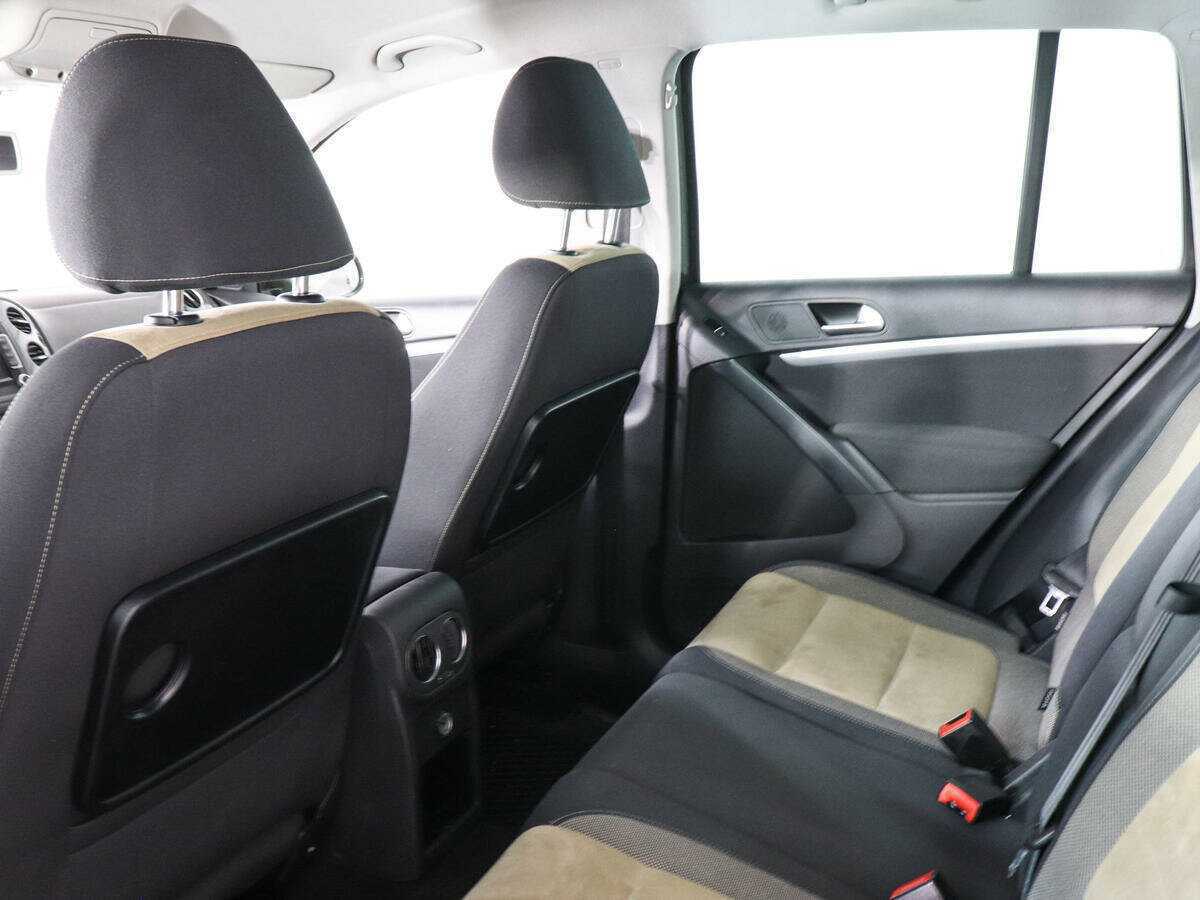 Volkswagen Tiguan с пробегом — 2014 год. Фото: #9