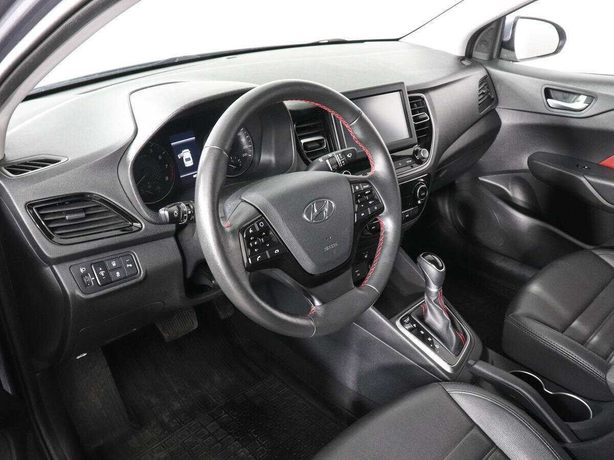 Hyundai Solaris с пробегом — 2020 год. Фото: #8