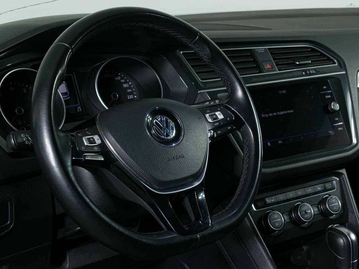 Volkswagen Tiguan с пробегом — 2018 год. Фото: #14