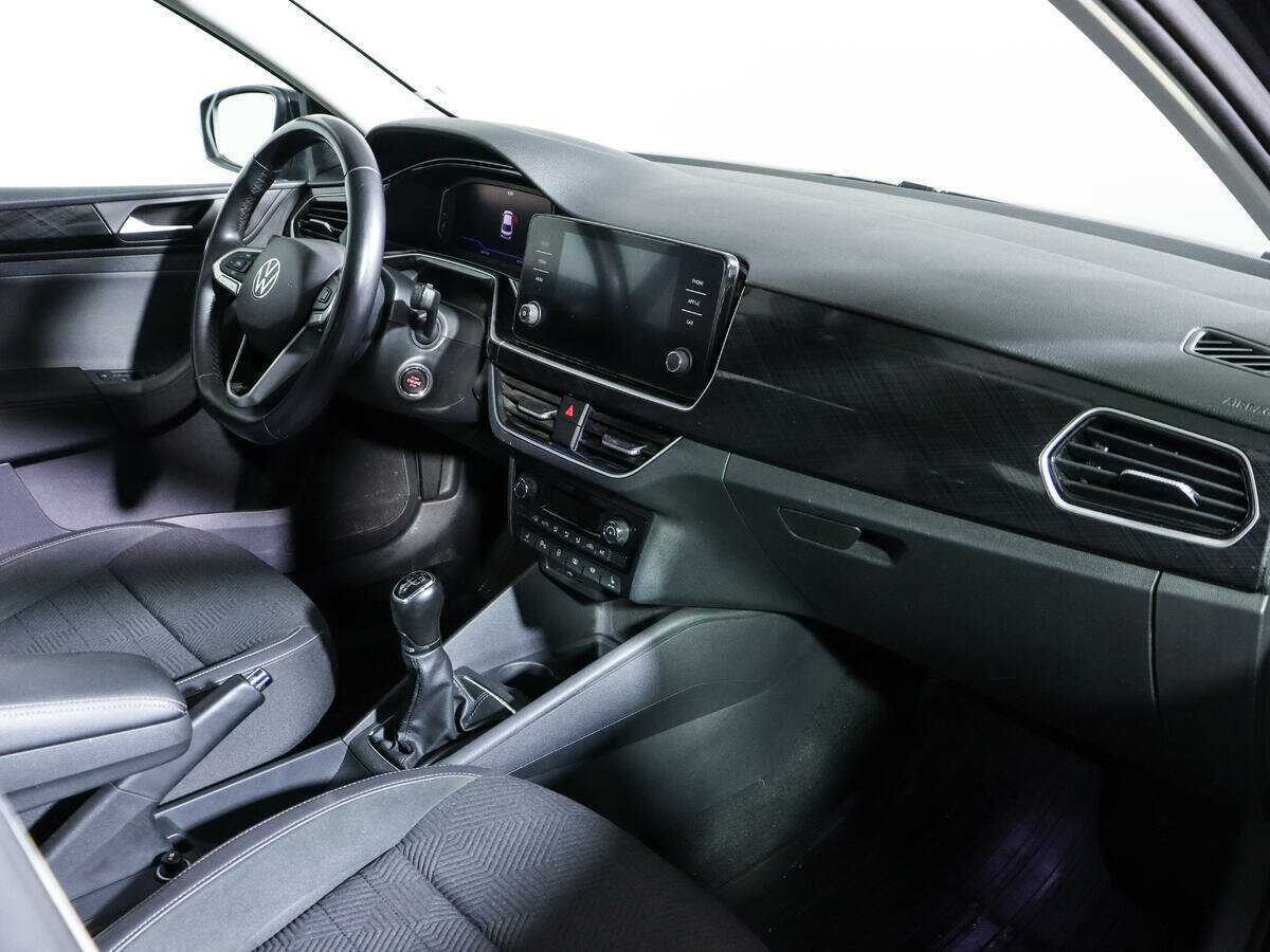 Volkswagen Polo с пробегом — 2020 год. Фото: #6