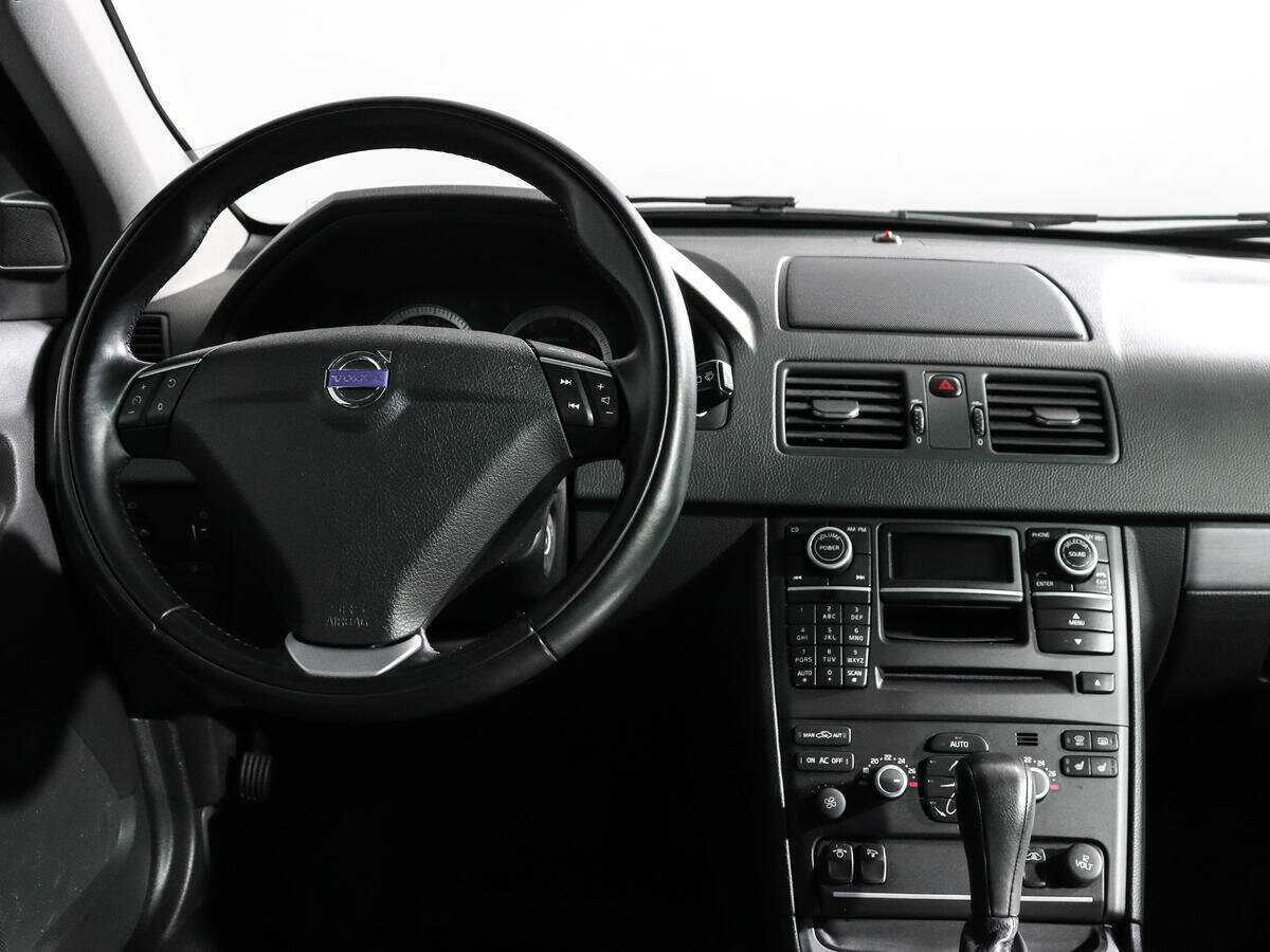 Volvo XC90 с пробегом — 2014 год. Фото: #11