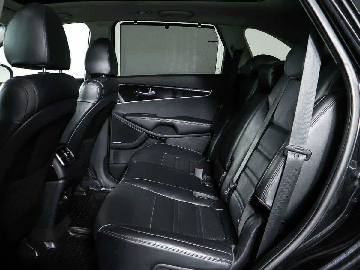 Kia Sorento с пробегом — 2018 год. Фото: #13