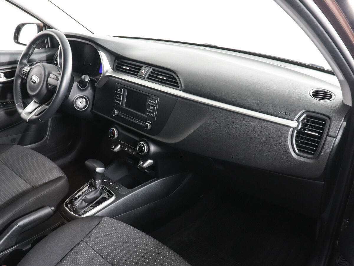 Kia Rio с пробегом — 2021 год. Фото: #9