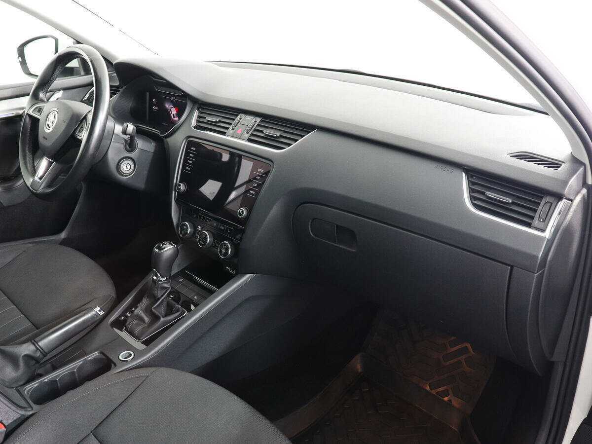 Skoda Octavia с пробегом — 2018 год. Фото: #9