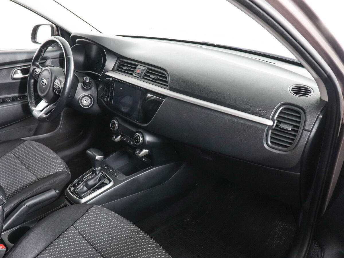 Kia Rio с пробегом — 2019 год. Фото: #9