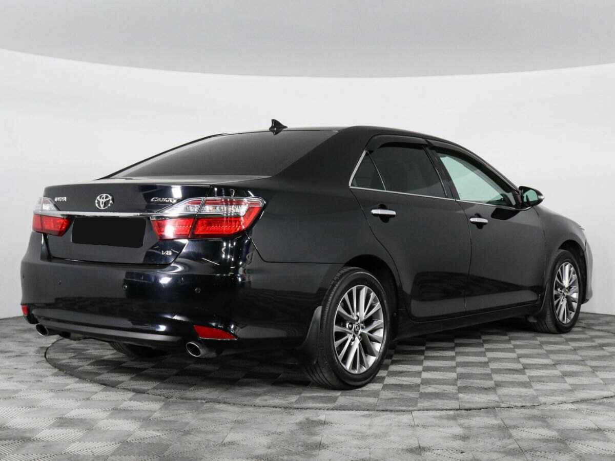 Toyota Camry с пробегом — 2016 год. Фото: #4