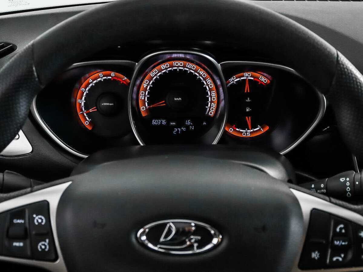 Lada (ВАЗ) Vesta с пробегом — 2019 год. Фото: #15