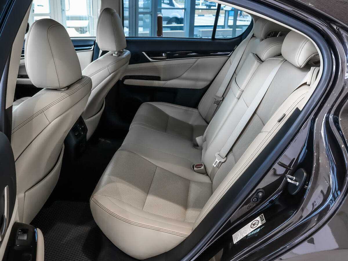 Lexus GS с пробегом — 2014 год. Фото: #12