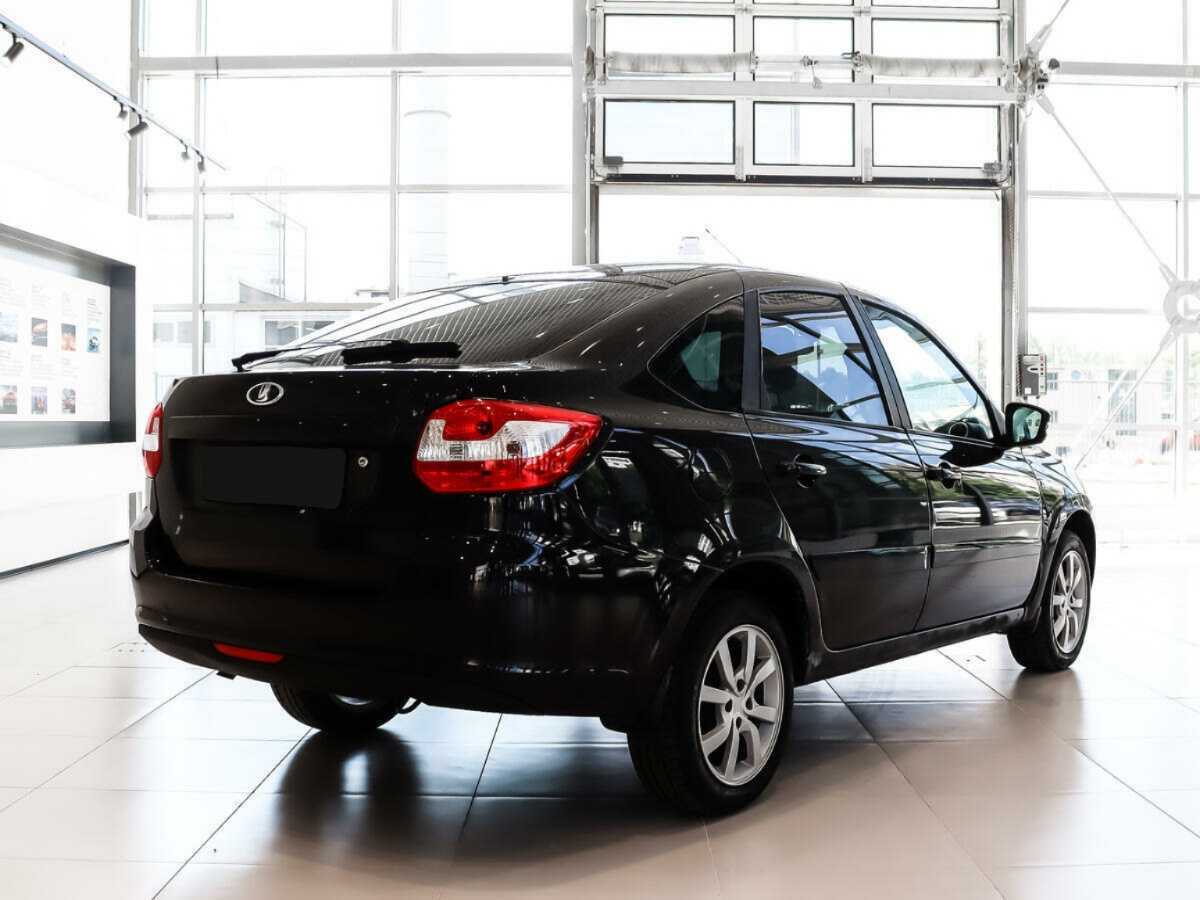 Lada (ВАЗ) Granta с пробегом — 2016 год. Фото: #6