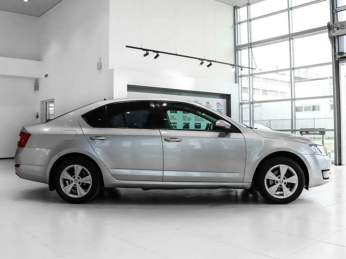 Skoda Octavia с пробегом — 2014 год. Фото: #3