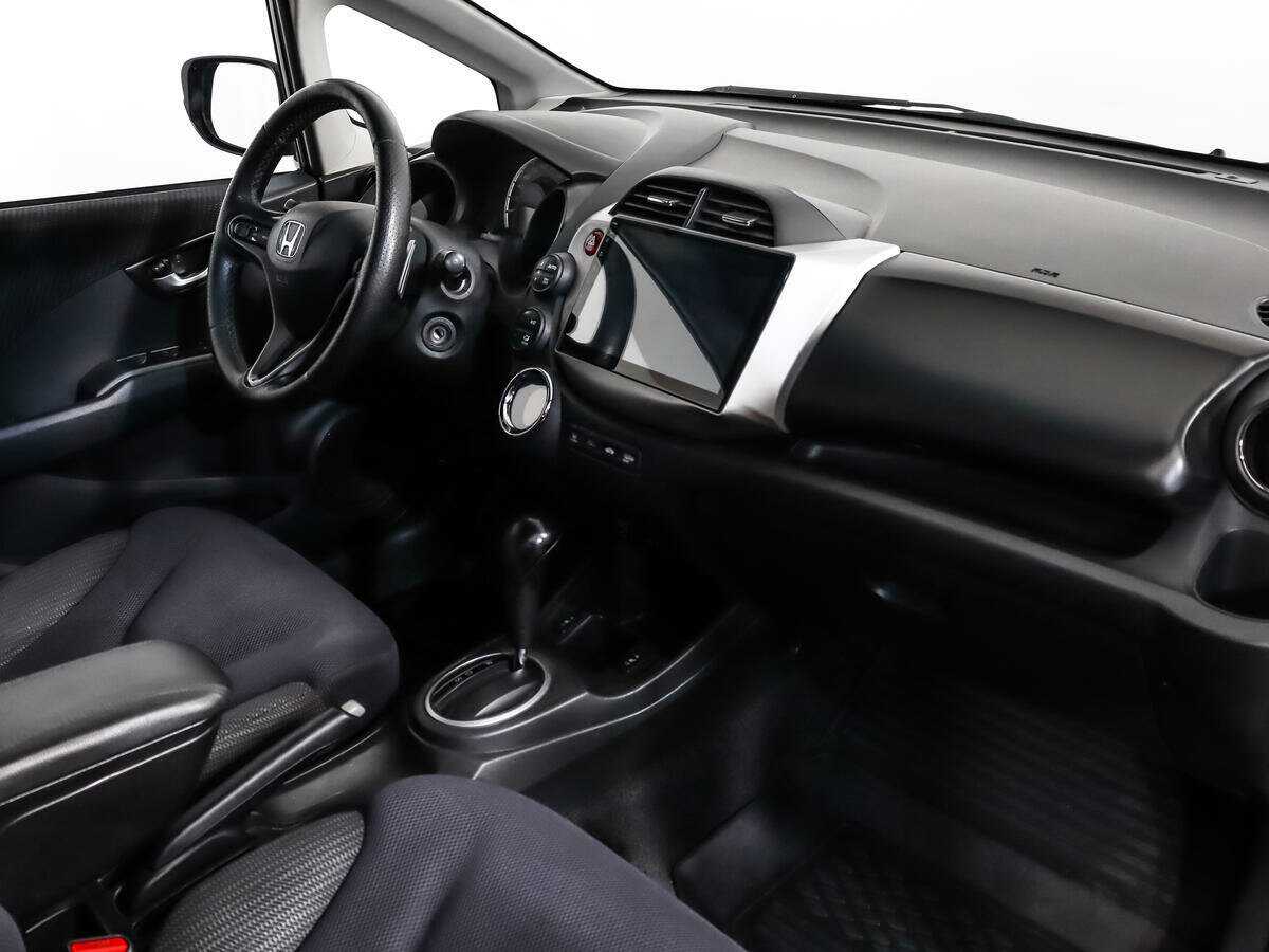 Honda Jazz с пробегом — 2012 год. Фото: #10