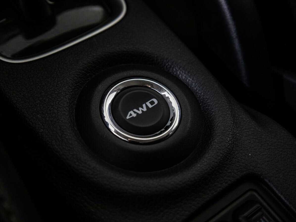 Mitsubishi Outlander с пробегом — 2014 год. Фото: #15